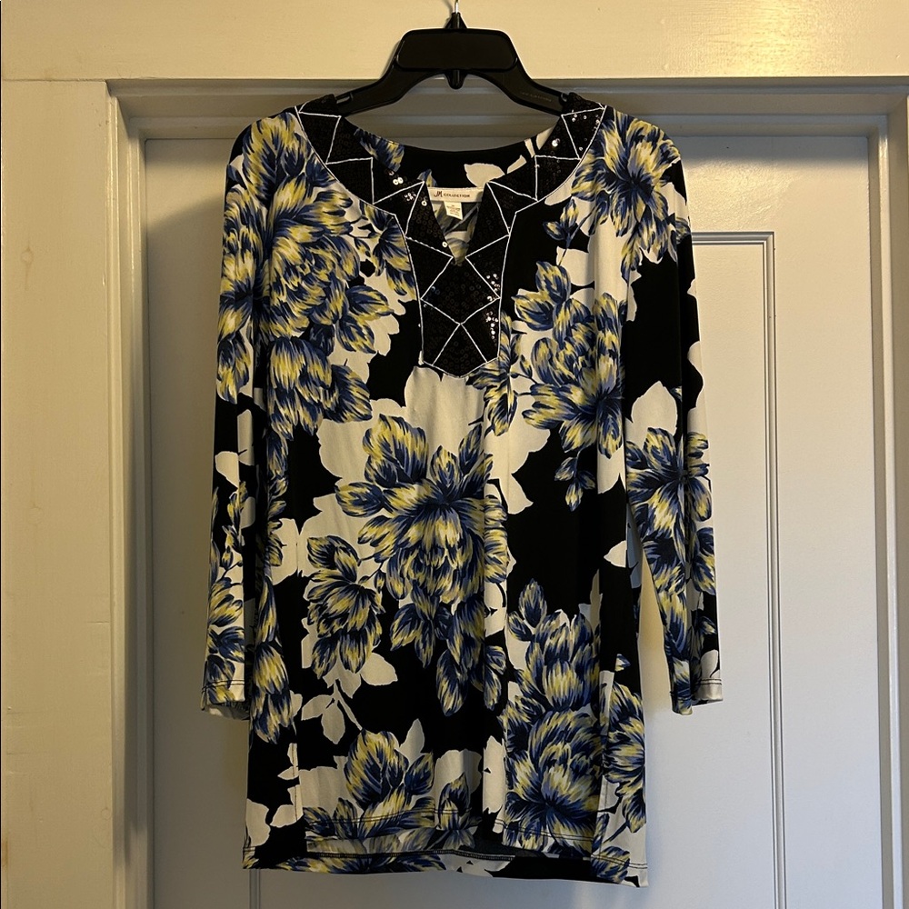 JM Collection Sequin V-Neck Floral Women’s Blouse - Size Medium, NWOT